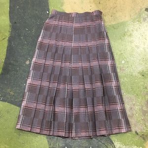 Vintage Plaid & Pleated Skirt!